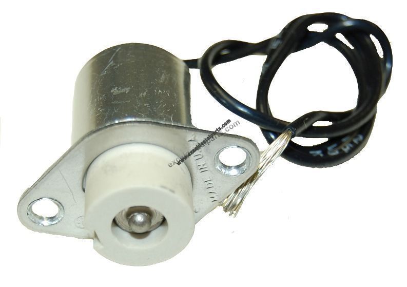 Lamp Socket, Pelton & Crane® LFII